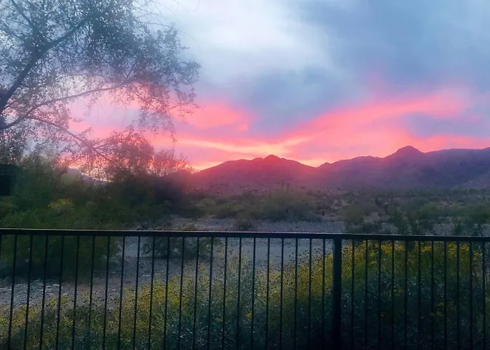 Shared Poolside Fun-hot Tub-gym & Phoenix